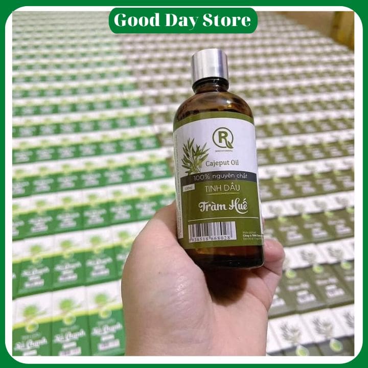 Giá tinh dầu tràm Hồng Tâm bao nhiêu? ✅ Dung tích: 100ml ✅ Giá bán lẻ tham khảo: 190.000đ/chai ✅ Ưu đãi: Mua từ 2 chai chỉ còn 170.000đ/chai 🎁 Tặng kèm lọ treo tinh dầu khi mua từ 1 chai trở lên – tiện lợi dùng trong ô tô, phòng ngủ, tủ quần áo.